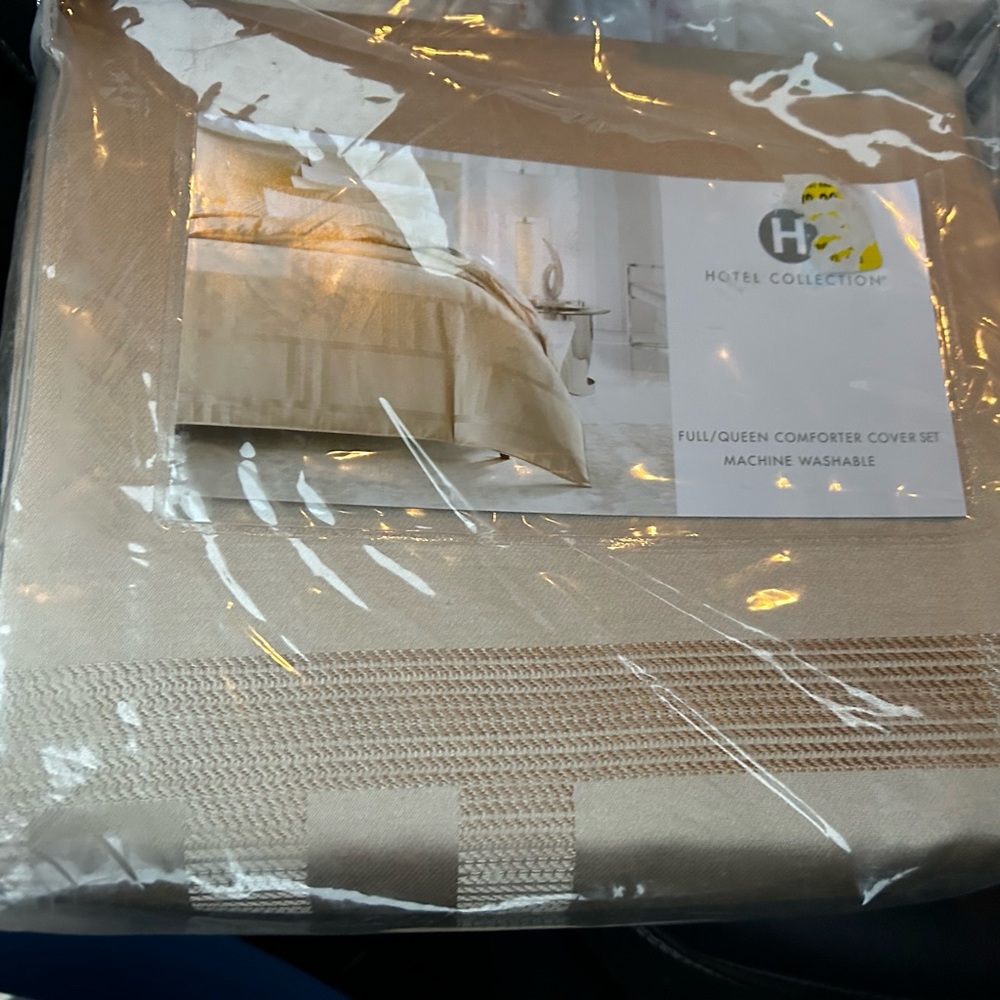 Hotel Collection structure gold 3 pc full queen duvet cover and shams set
